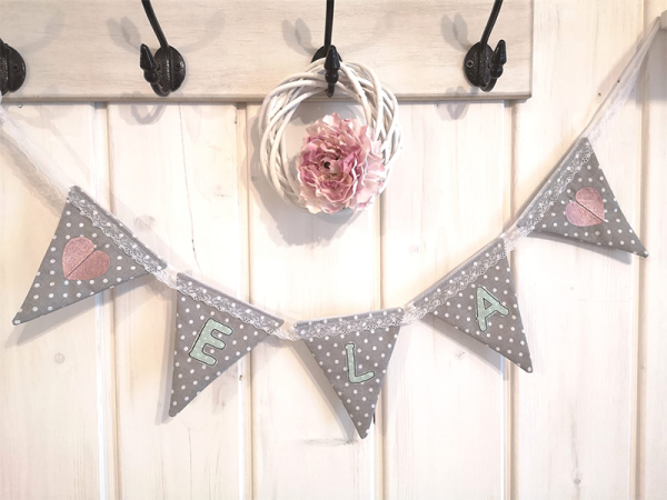 Wimpelkette mit doodle Buchstaben - ITH-Stickdatei